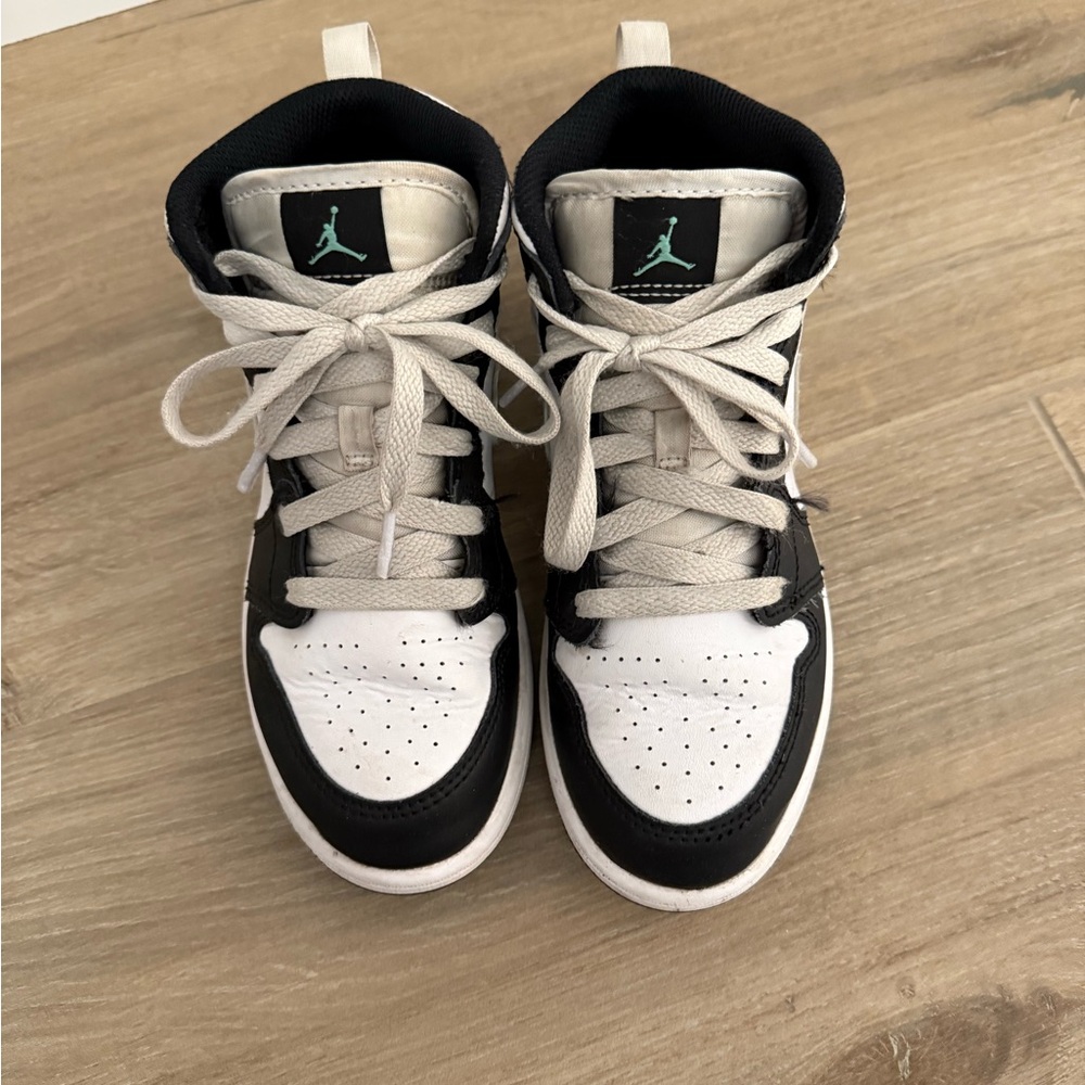 Nike Kids Air Jordan High-Top Sneakers in Black, White & Mint - Picture 2 of 5